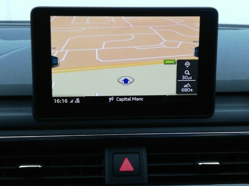 Audi A4 1.4 Tfsi Black Edition Saloon Eu White #10