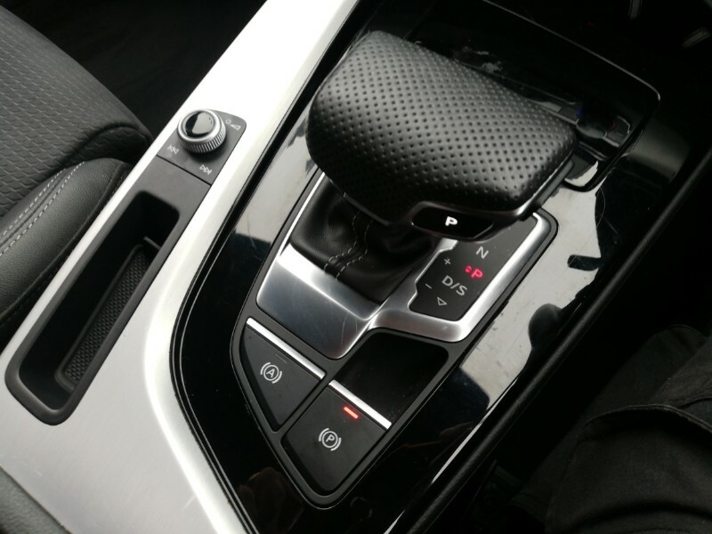 Audi A4 40 Tfsi 204 Black Edition S Tronic Cs Black #15