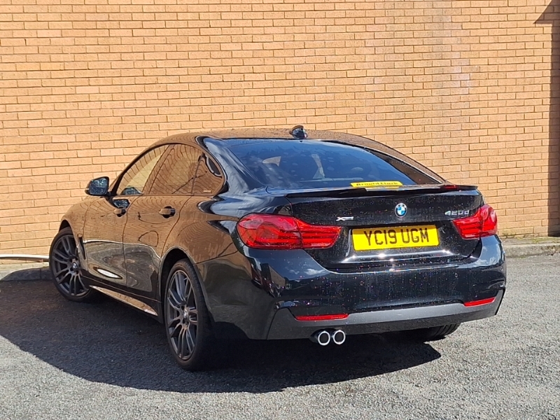 BMW 4 Series 420D 190 M Sport Professional Media Black #2