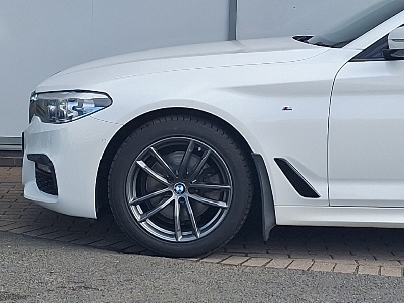 BMW 5 Series 520D M Sport Blue #18