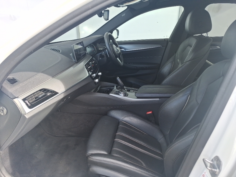 BMW 5 Series 520D Xdrive M Sport White #5