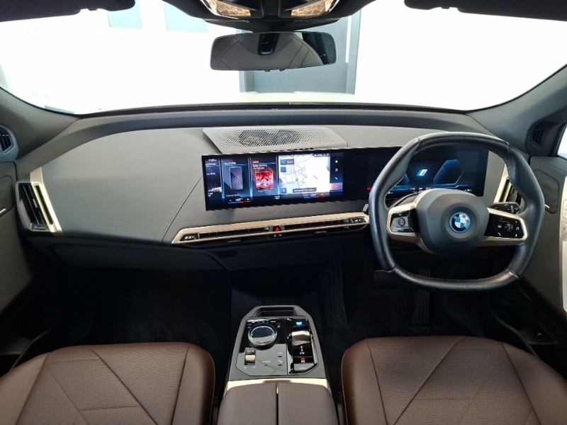 BMW iX 240Kw Xdrive40 M Sport Edition 76.6Kwh White #3