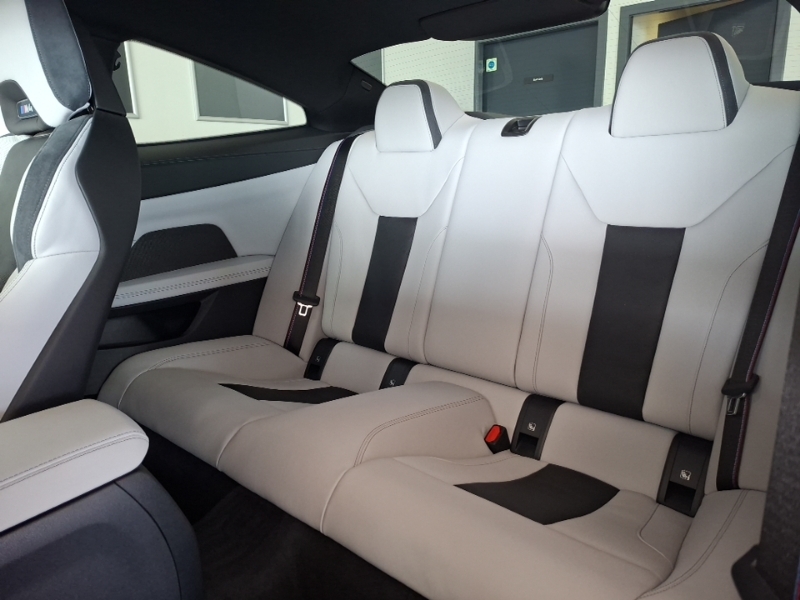 BMW M4 3.0 M440i Xdrive Mhev 369 Bhp Black #6