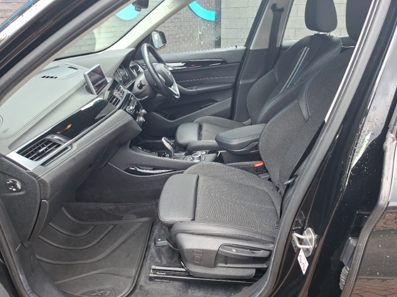 BMW X1 Sdrive 18I Sport Step Black #5