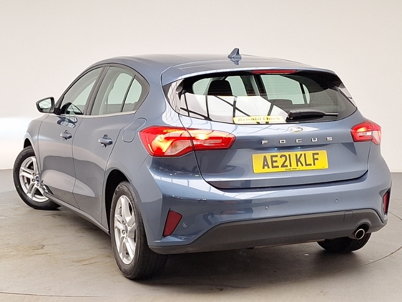 Ford Focus 1.0 Ecoboost Hybrid Mhev 125 Titanium Black #2