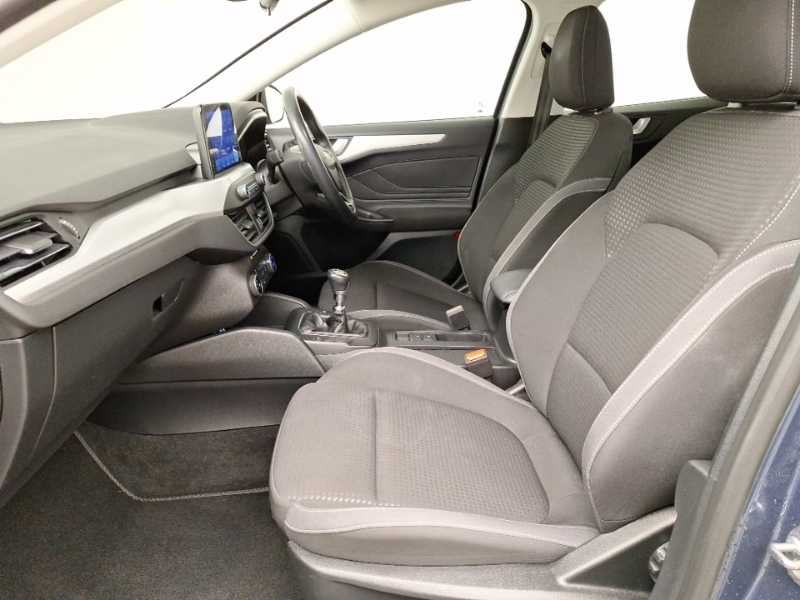 Ford Focus 1.0 Ecoboost Hybrid Mhev 125 Titanium Black #5