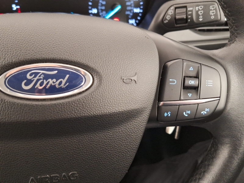 Ford Focus 1.0 Ecoboost Hybrid Mhev 125 Titanium Black #13
