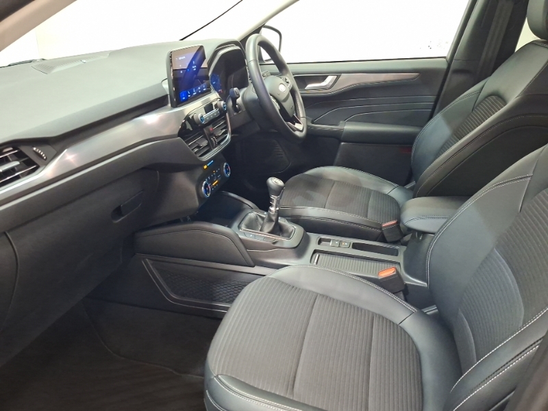 Ford Kuga 1.5 Ecoboost 150 Titanium Edition Black #5