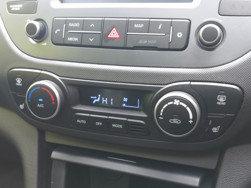 Hyundai I10 1.2 Premium Silver #16