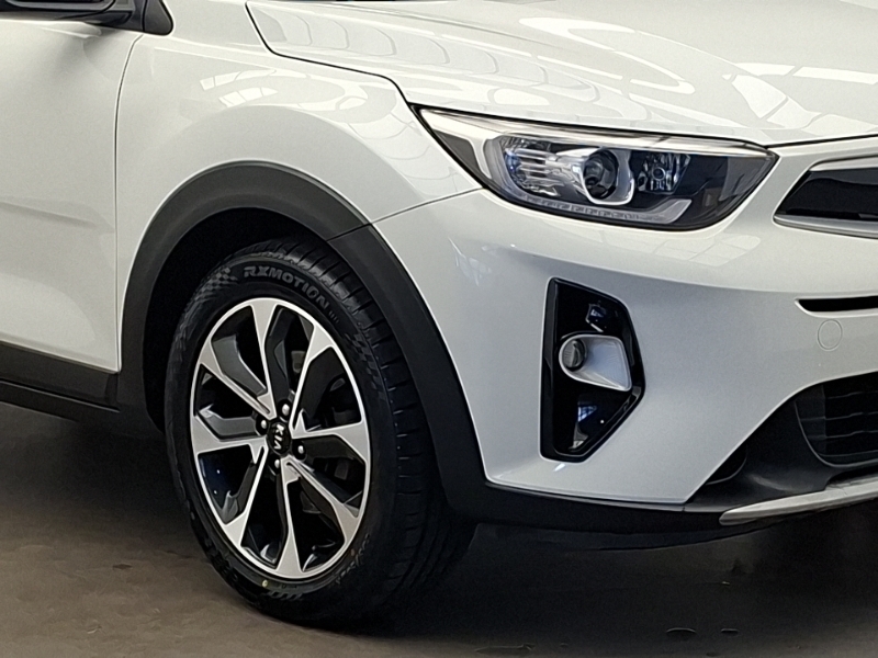 Kia Stonic 2 Suv Grey #20