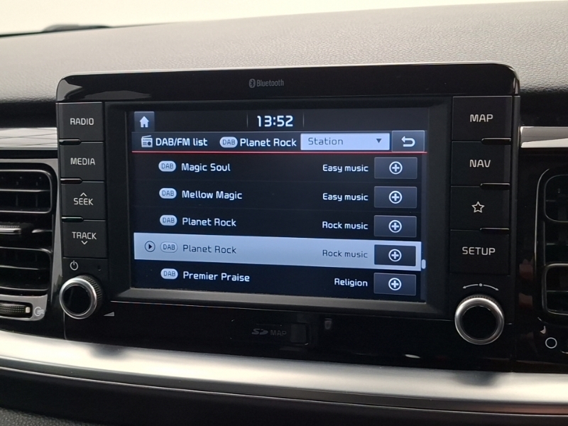 Kia Stonic 2 Suv Grey #11