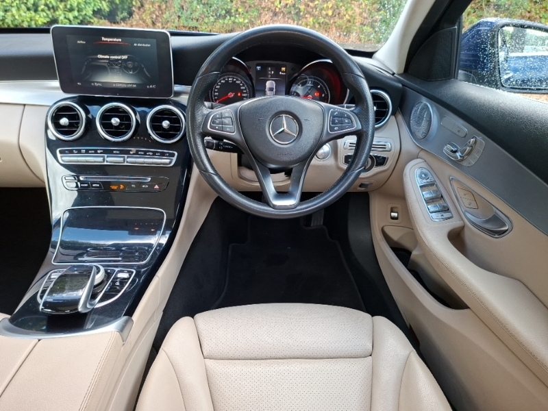 Mercedes-Benz C Class C 300 Amg Line Premium Black #8
