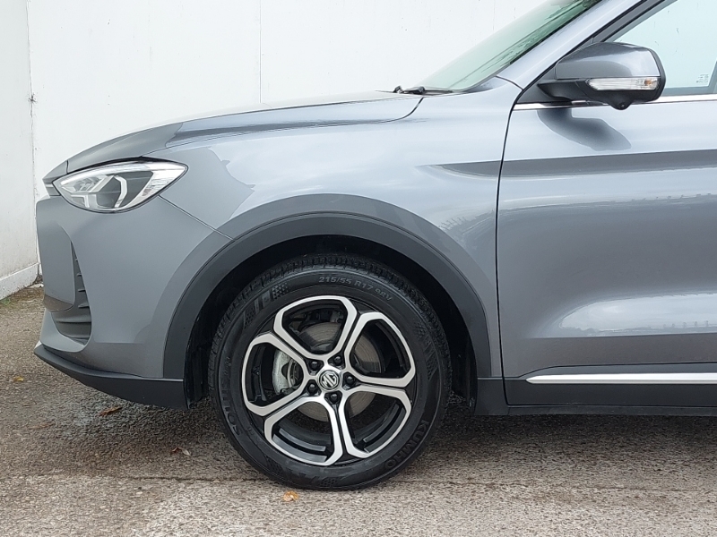 MG ZS Hat 1.5 Hybrid Trophy Au White #19
