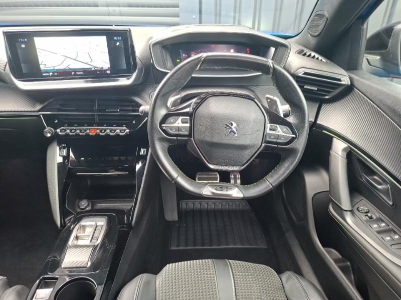 Peugeot 2008 1.2L Gt Black #8