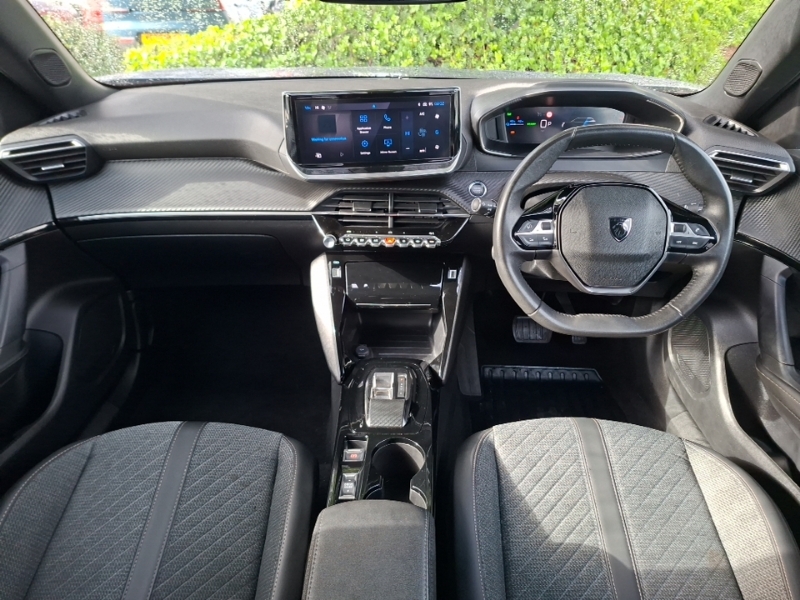 Peugeot e-2008 100Kw Allure 50Kwh Grey #3