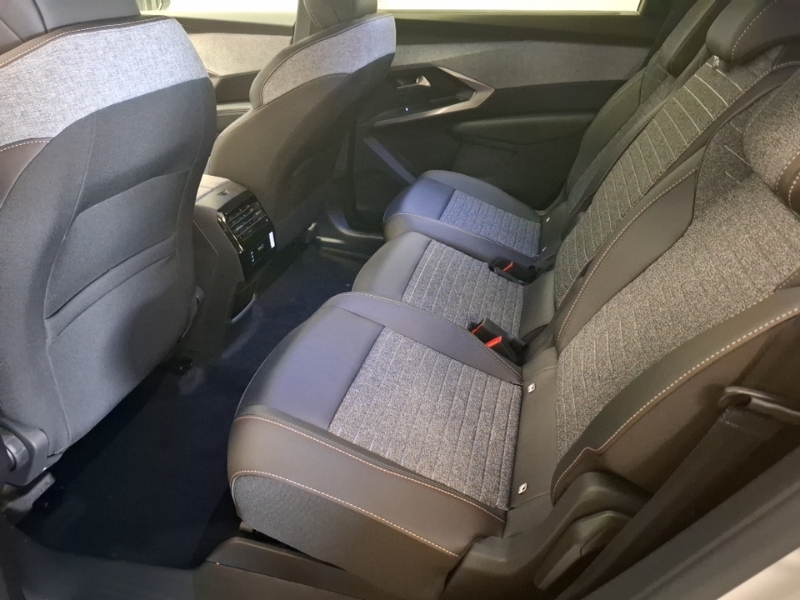 Peugeot 5008 1.2 Hybrid 145 Allure E-dsc6 White #6