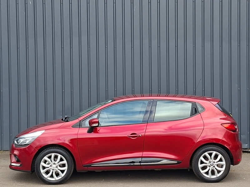 Renault Clio 1.2 16V Dynamique Nav Red #4