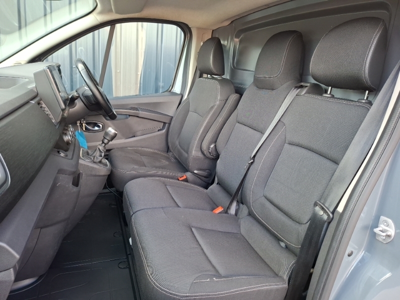 Renault Trafic Ll30 Blue Dci 150 Extra Van Grey #5