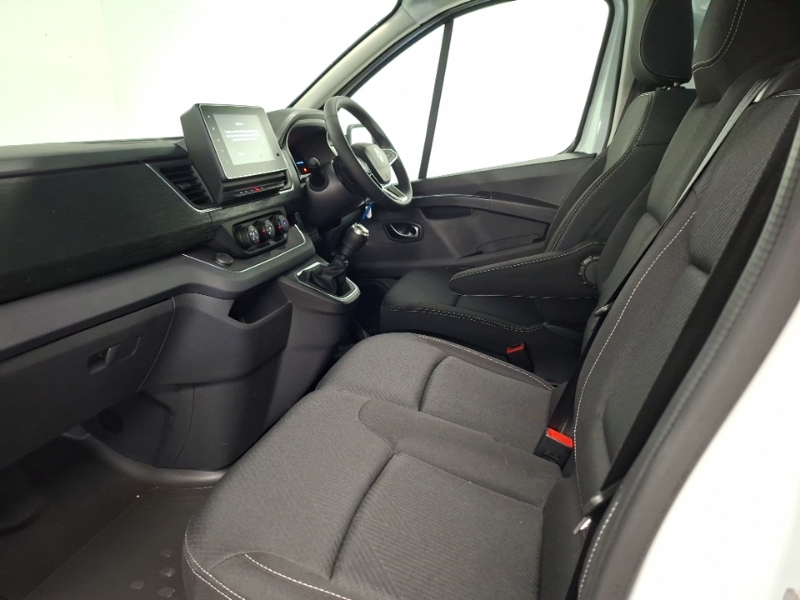 Renault Trafic Ll30 Blue Dci 130 Extra Van White #5