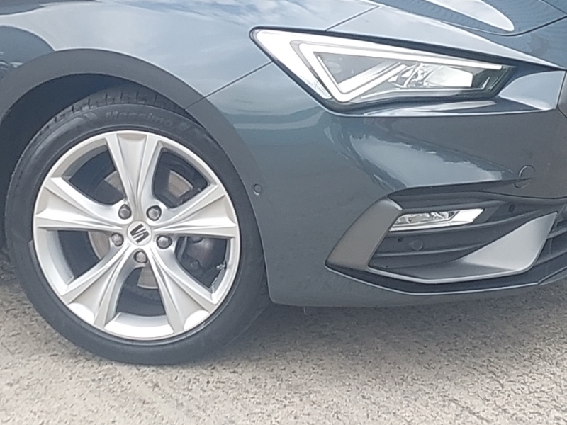 Seat Leon Estate 1.5 Etsi 150 Fr Dsg White #20