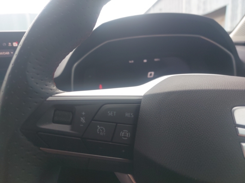 Seat Leon Estate 1.5 Etsi 150 Fr Dsg White #12