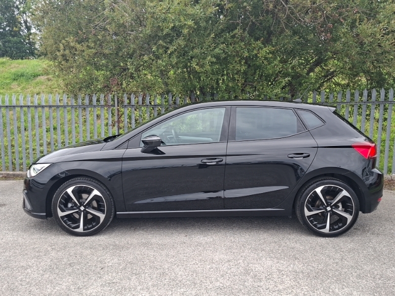 Seat Ibiza 1.0 Tsi 115 Fr Sport Dsg Black #4