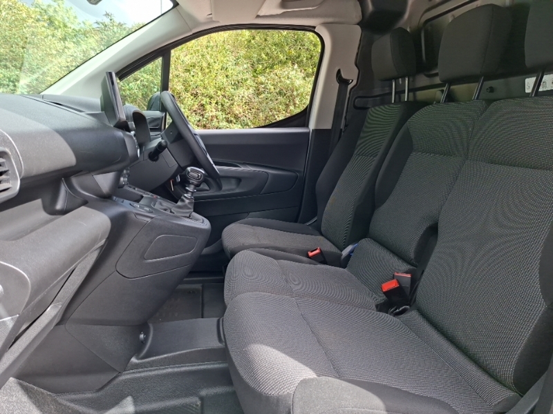 Vauxhall Combo 1.5 Turbo D 100Ps Pro H1 Van White #5