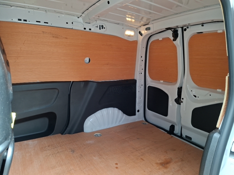 Vauxhall Combo 1.5 Turbo D 100Ps Pro H1 Van White #6