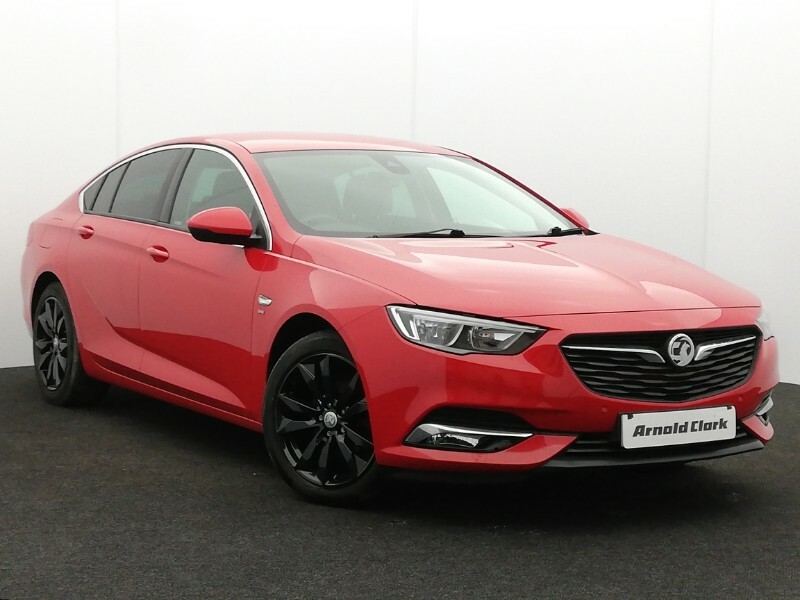 Vauxhall Insignia 1.5T Sri Nav Red
