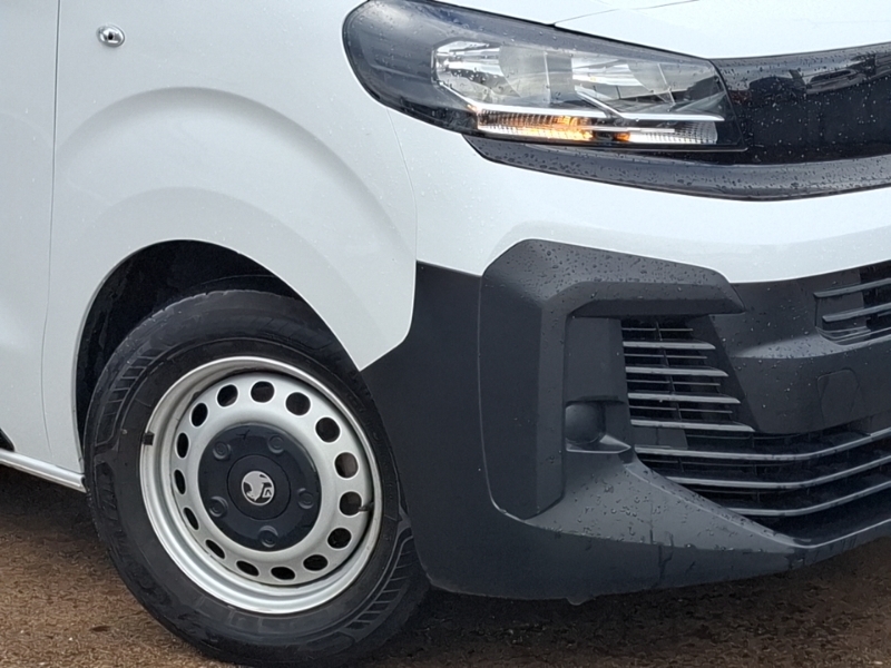 Vauxhall Vivaro 1.5 Turbo D 120 Pro H1 Van White #20