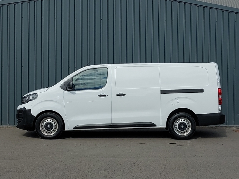 Vauxhall Vivaro 1.5 Turbo D 120 Prime H1 Van White #4