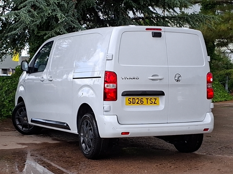Vauxhall Vivaro 1.5 Turbo D 120 Pro H1 Van White #2