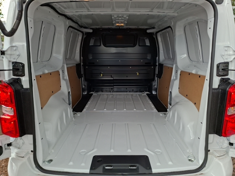 Vauxhall Vivaro 2.0 Turbo D 180 Gs H1 Van Black #18