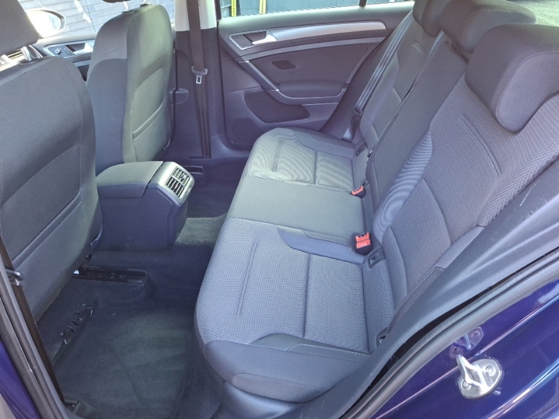 Volkswagen Golf 1.6 Tdi Match Edition Blue #6
