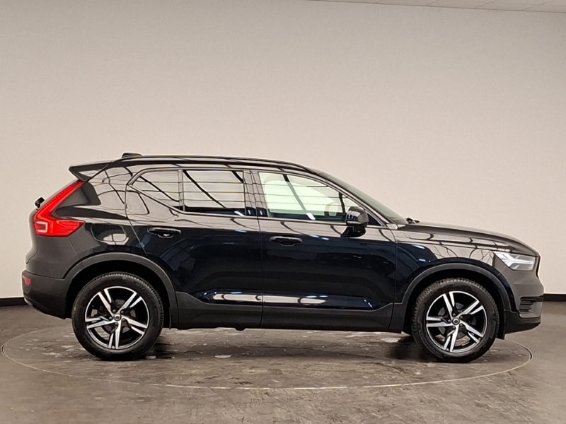 Volvo XC40 1.5 T3 163 R Design Geartronic Black #3