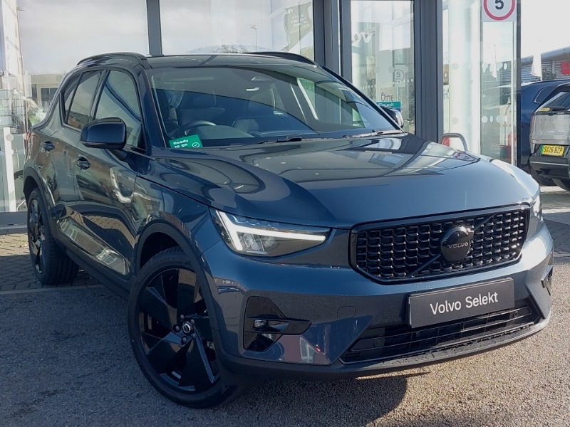 Volvo XC40 2.0 B3p Plus Black Edition Blue