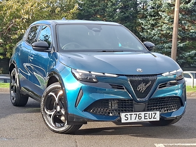Alfa Romeo Junior 1.2 Turbo 145 Ibrida Ti Green