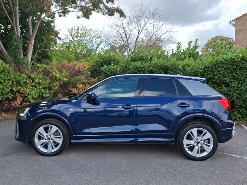 Audi Q2 35 Tfsi S Line Blue #4