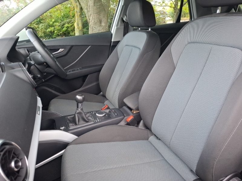 Audi Q2 30 Tdi Technik White #5