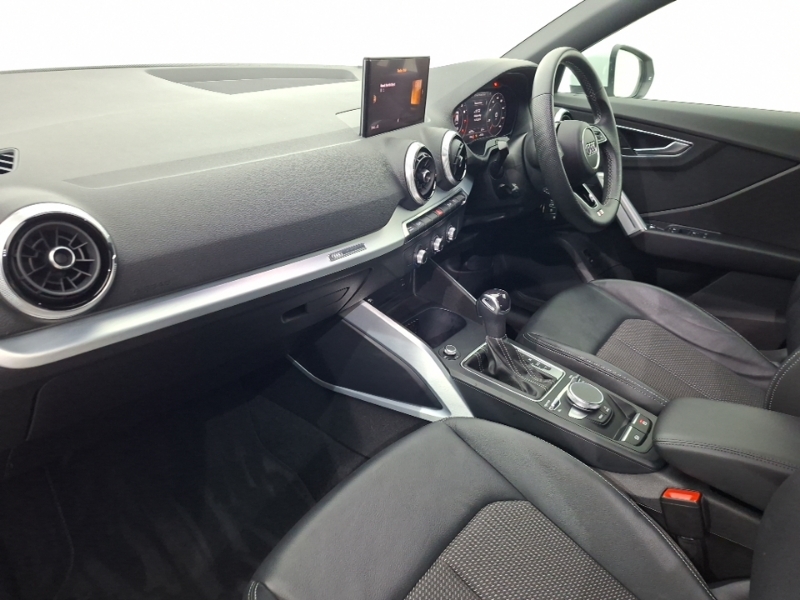 Audi Q2 35 Tfsi S Line S Tronic White #5