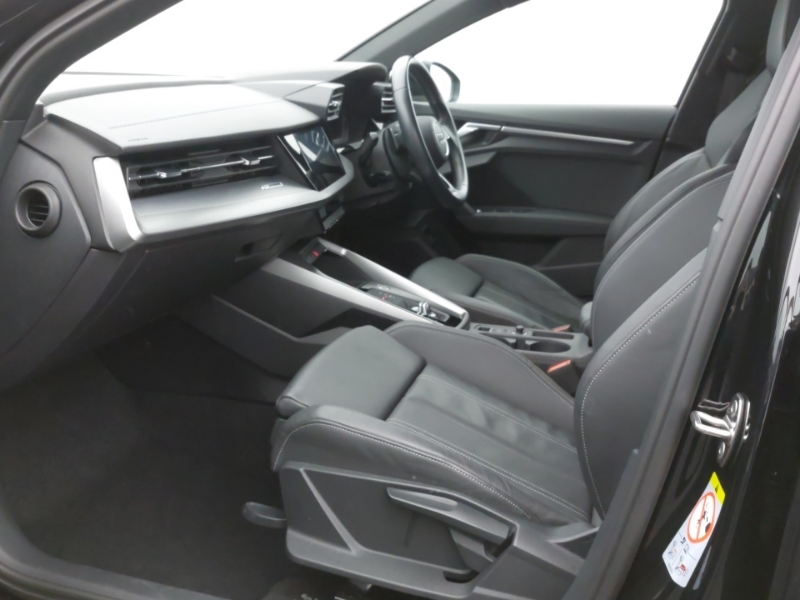 Audi A3 40 Tfsi E S Line S Tronic Black #5