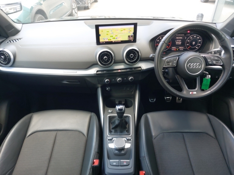Audi Q2 35 Tfsi S Line Black #3