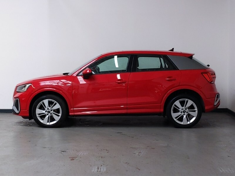 Audi Q2 35 Tfsi S Line S Tronic Red #4