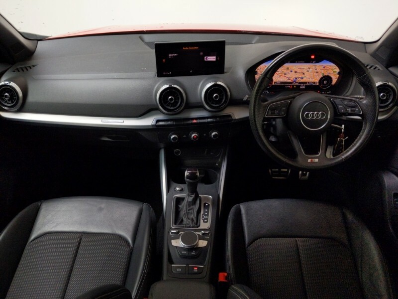 Audi Q2 35 Tfsi S Line S Tronic Red #3