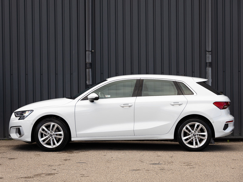 Audi A3 30 Tfsi Sport White #4