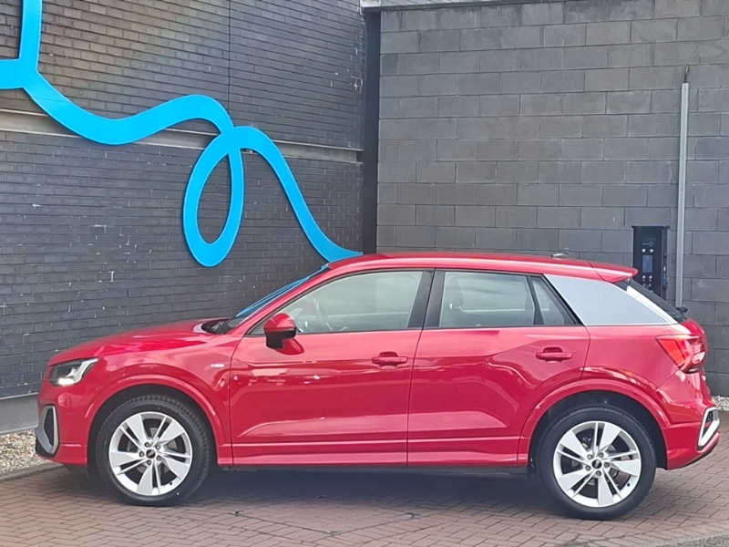 Audi Q2 35 Tfsi S Line S Tronic Red #4