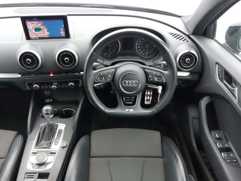Audi A3 2.0 Tfsi Black Edition Sportback S Tronic Quattro White #8