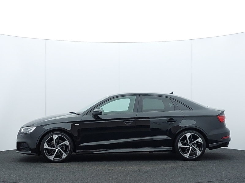 Audi A3 35 Tdi Black Edition S Tronic Black #4