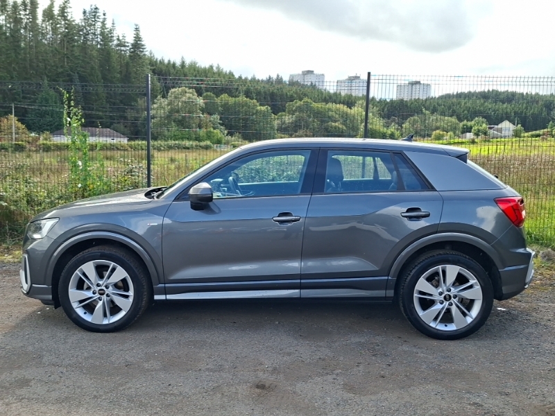 Audi Q2 35 Tfsi S Line S Tronic Grey #4