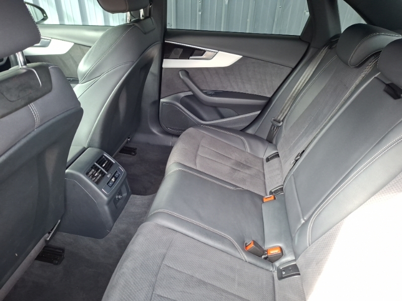 Audi A4 40 Tfsi 204 S Line S Tronic Black #6